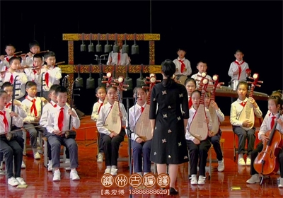 古编钟走进小学民乐队演奏表演